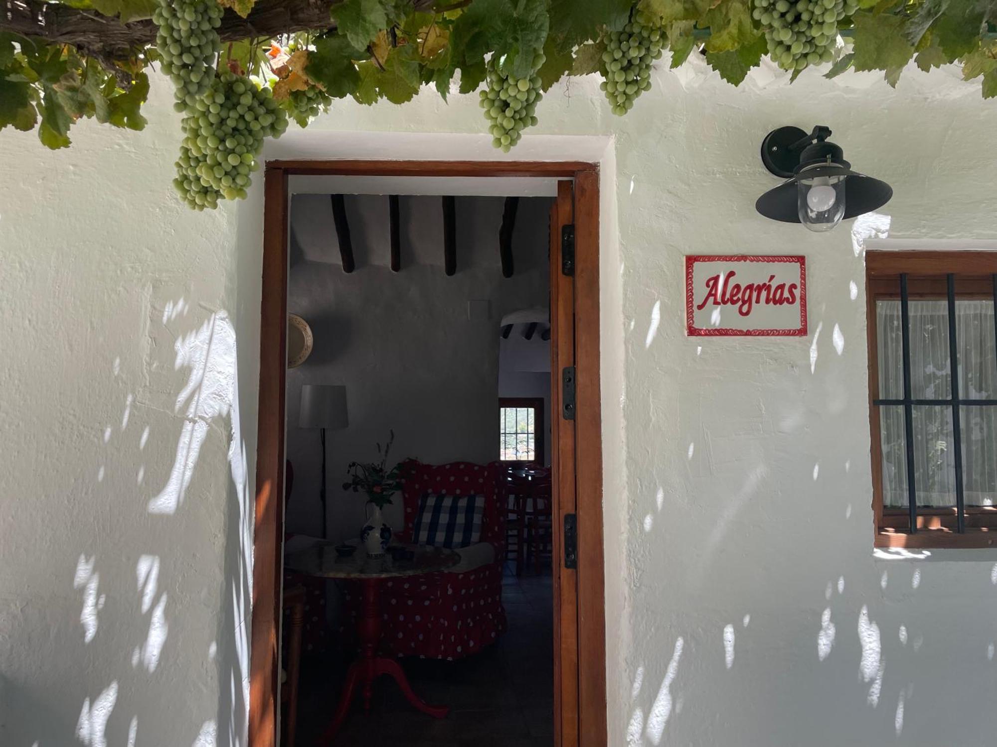 Las Casillas De La Villa Alegrias Монтефрио Экстерьер фото
